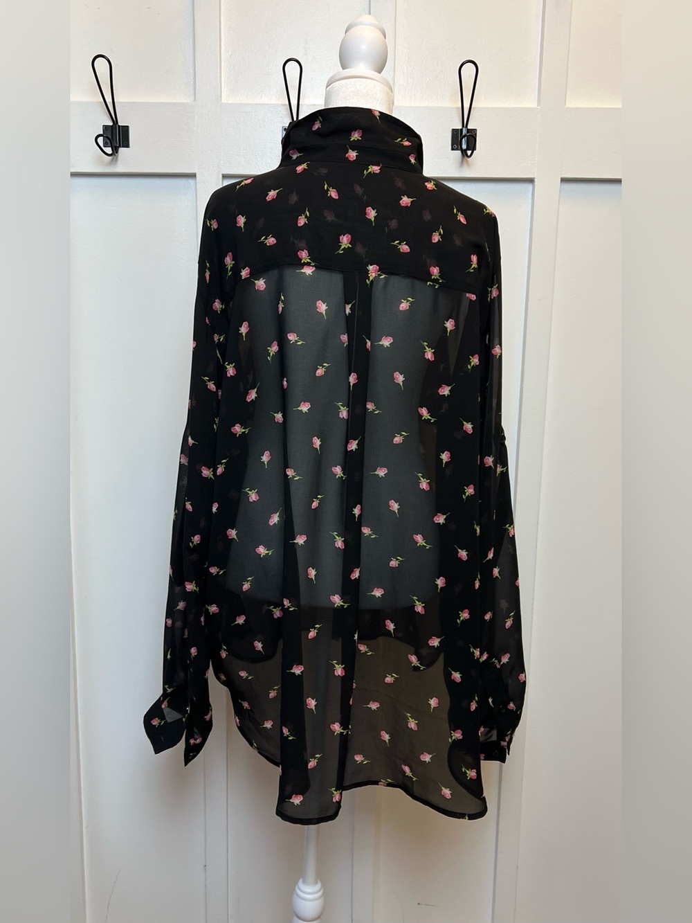 Victoria's Secret Rose Flower Sheer Long Sleeve Button Down Blouse Size XL Fairy - Picture 7 of 11